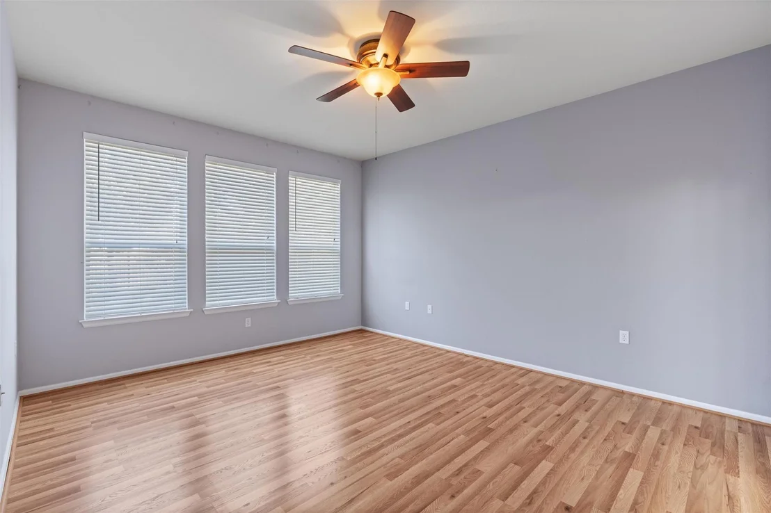 Photo of 300 Cooper Lake DR