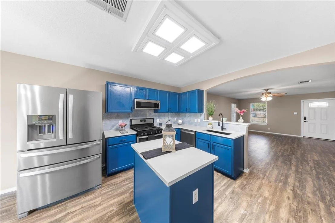 Photo of 202 Ashbury DR