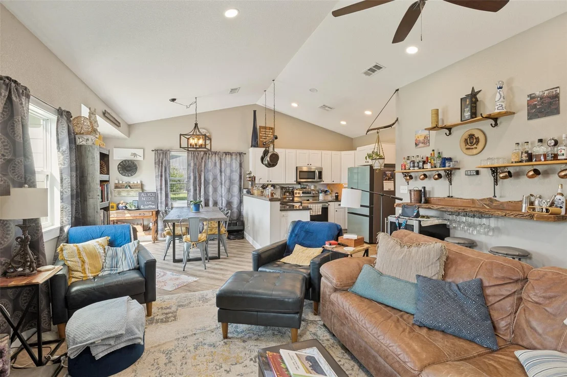 Photo of 1052 Meandering WAY