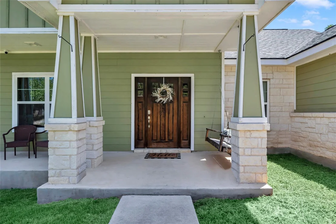Photo of 113 Winding Oak DR