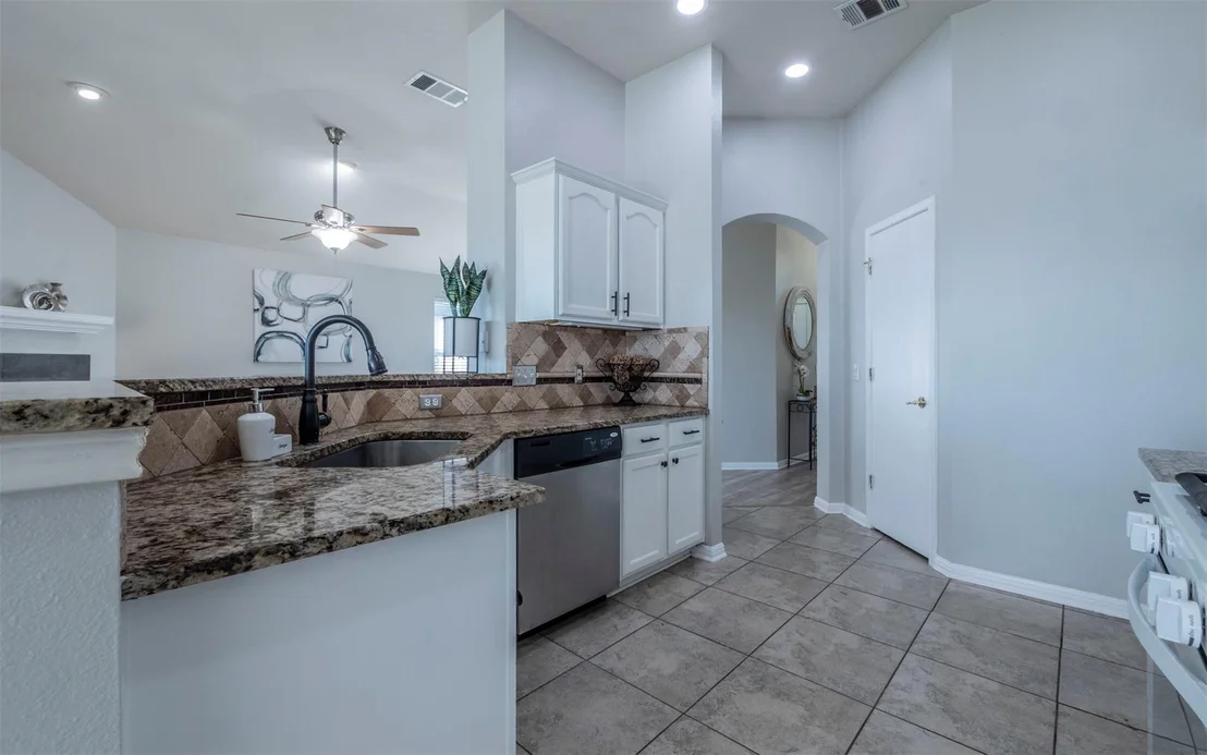 Photo of 1002 Stewart DR