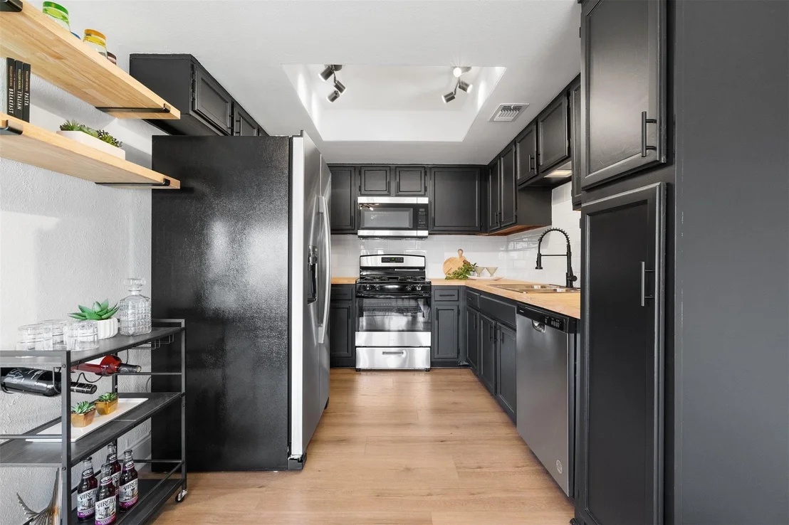 Photo of 7261 Coronado CIR