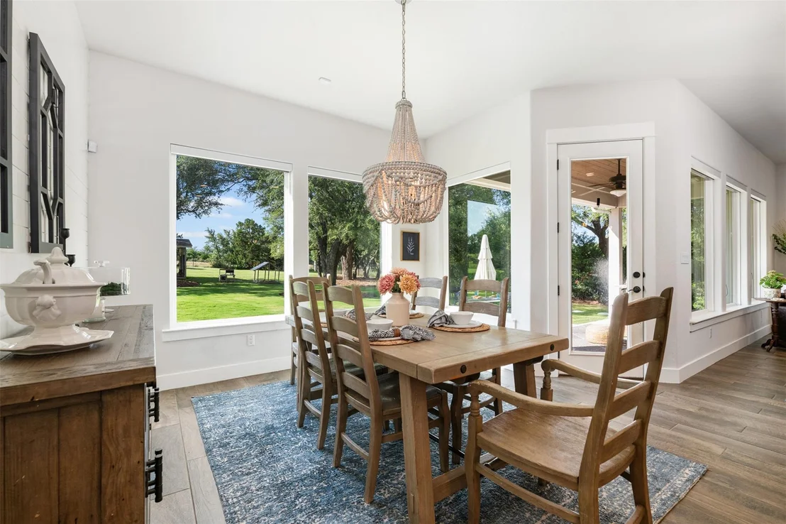 Photo of 220 Highland Oaks