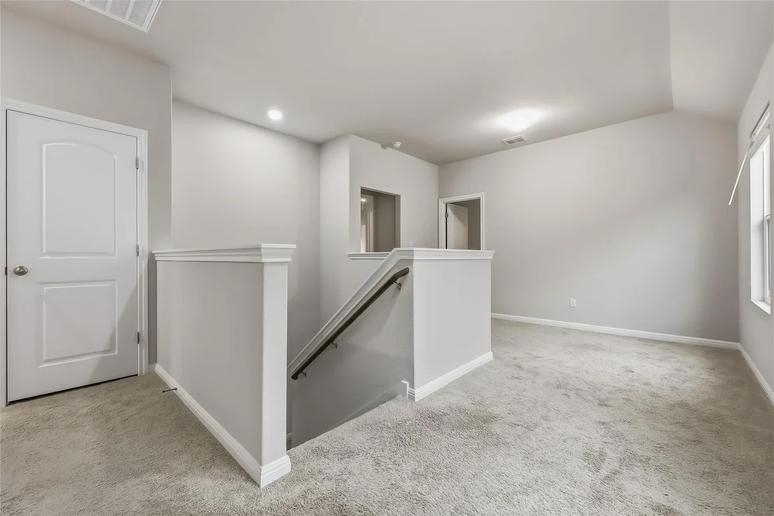 Photo of 2520 Roosevelt RD