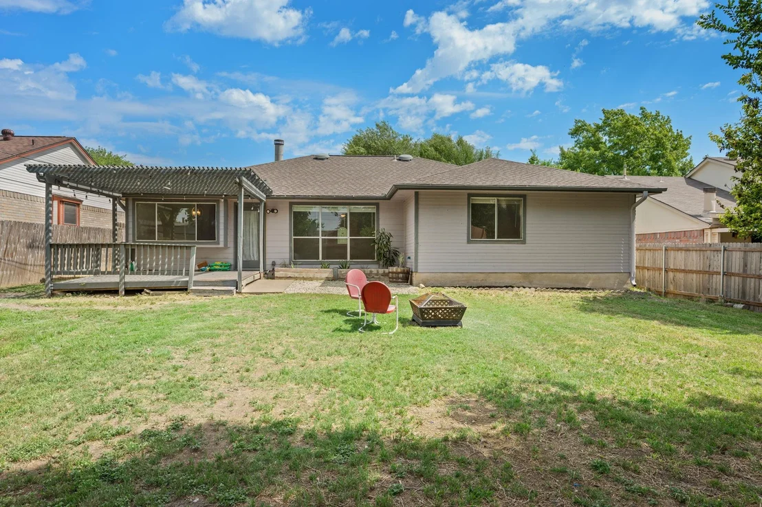 Photo of 1605 Quail Run RD