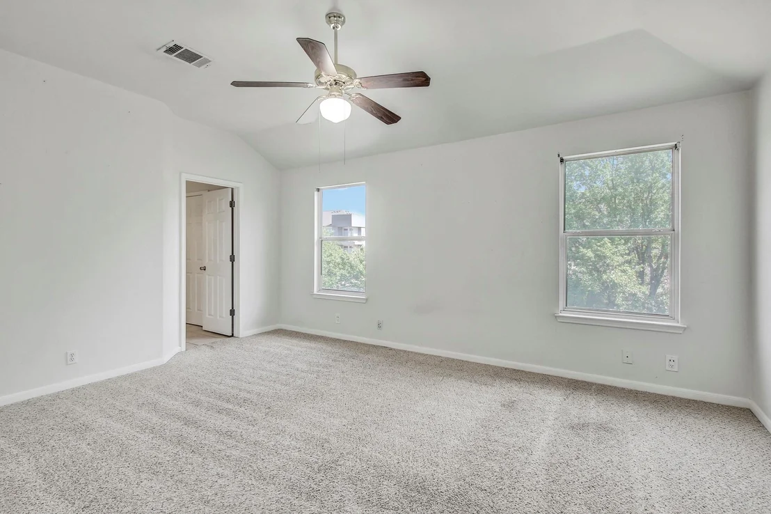 Photo of 710 Red River LN
