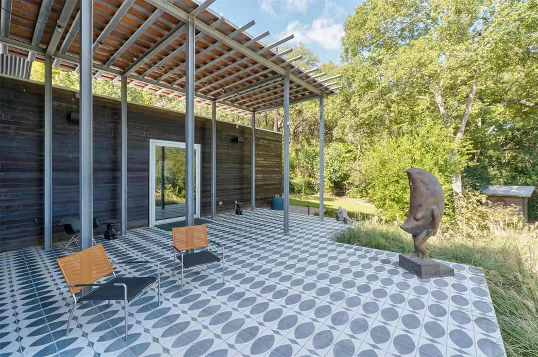 Photo of 2212 River Hills RD
