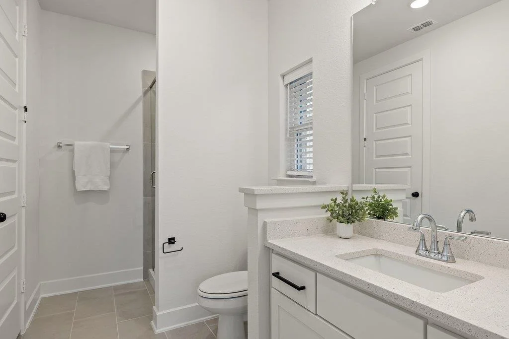 Photo of 17700 Hattie TRCE