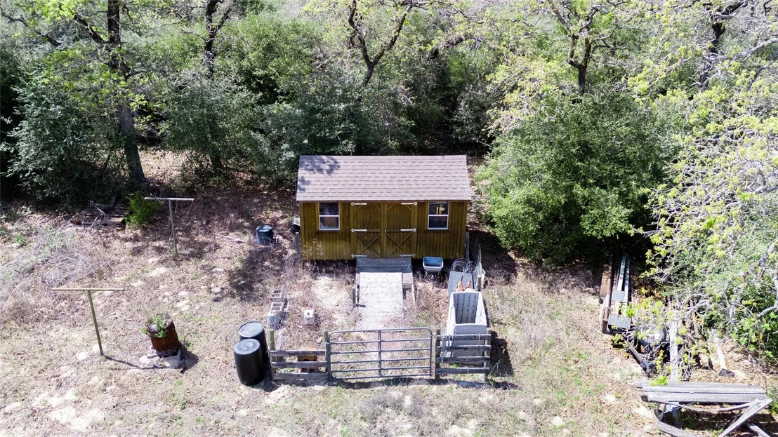 Photo of 3950 Private Road 2015