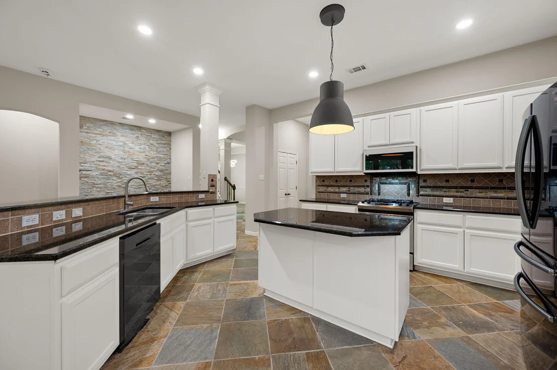Photo of 1008 Walsh Hill TRL