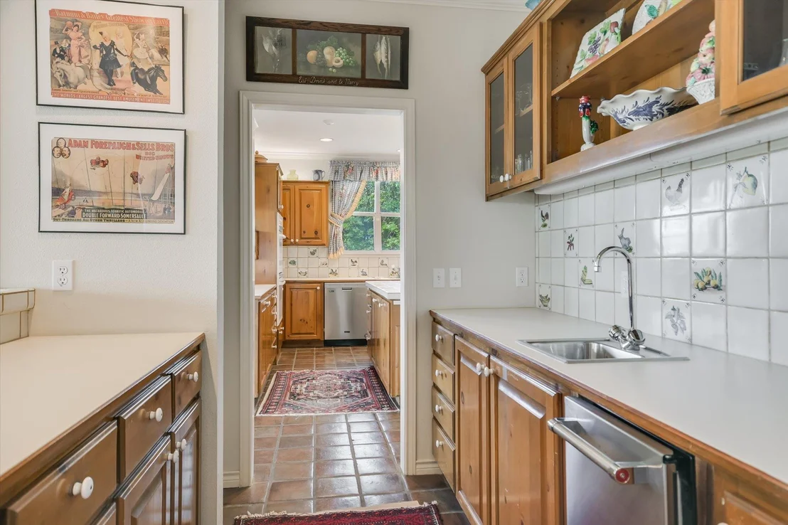 Photo of 137 Firebird ST
