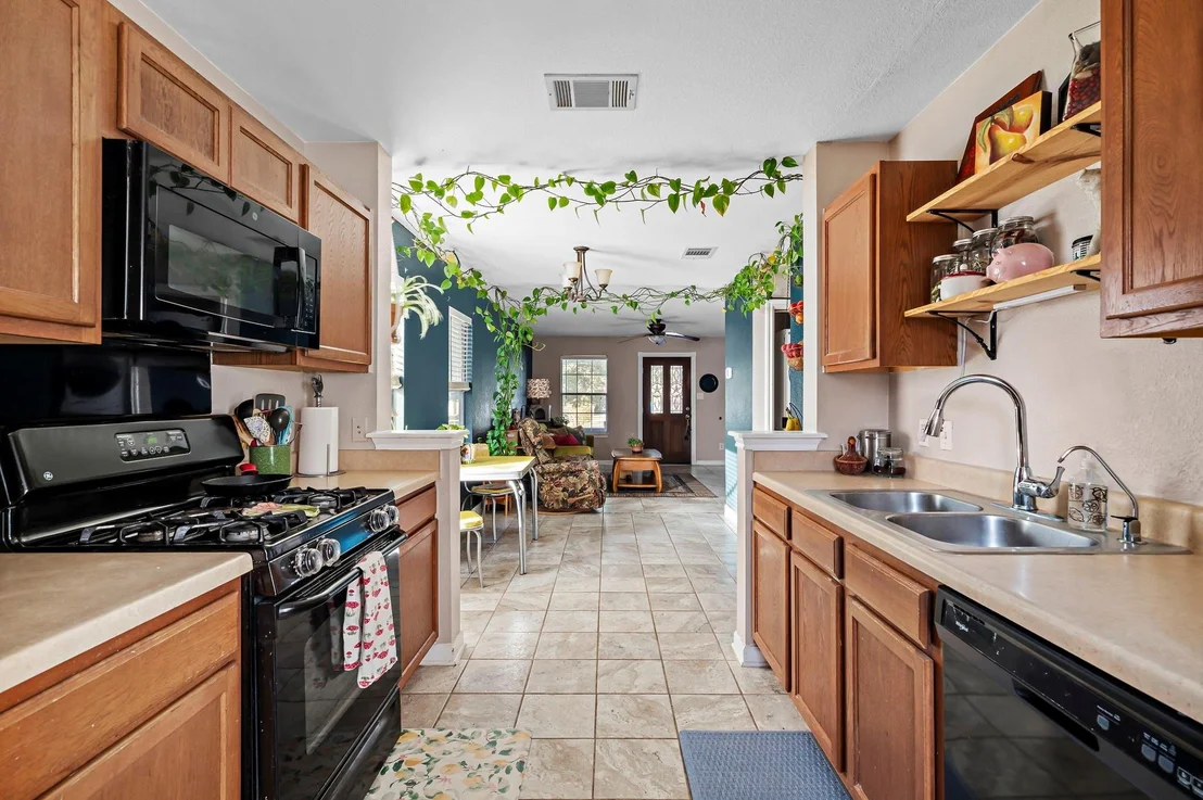Photo of 182 Black Forest RD