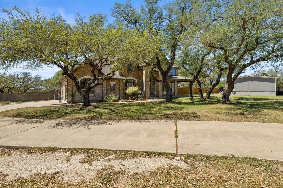 Photo of 815 Elliott Ranch RD
