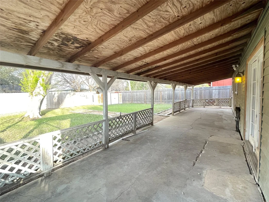 Photo of 5608 PEPPERTREE PKWY