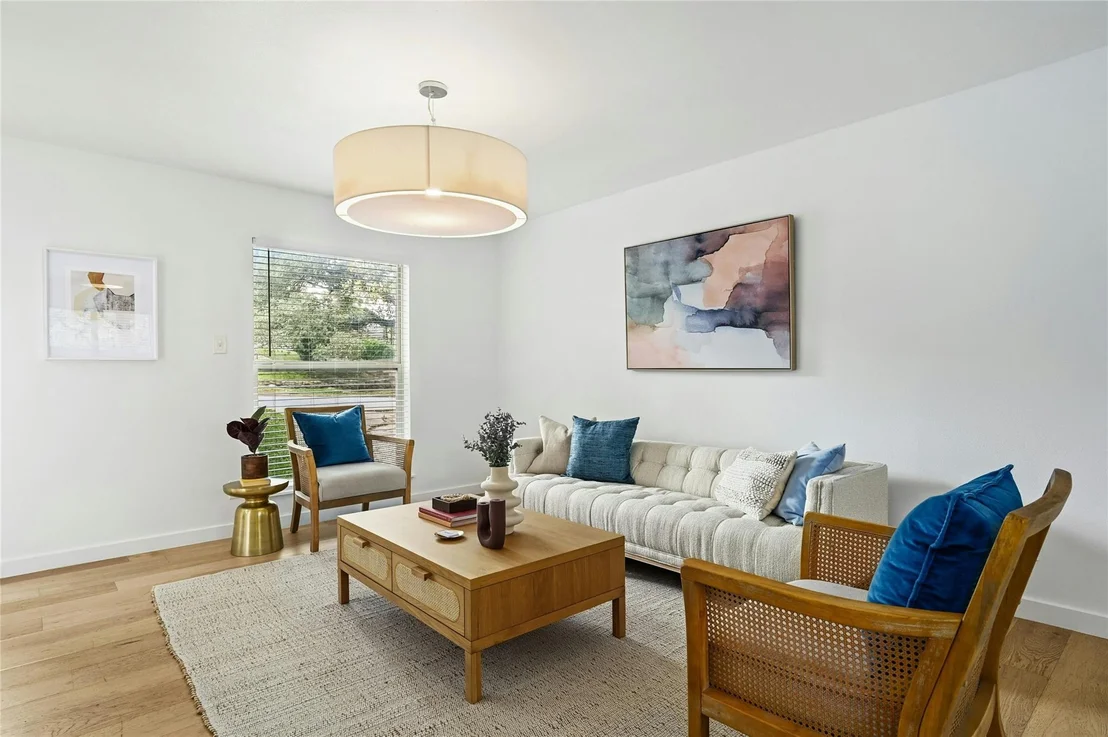 Photo of 1704 Fawn DR