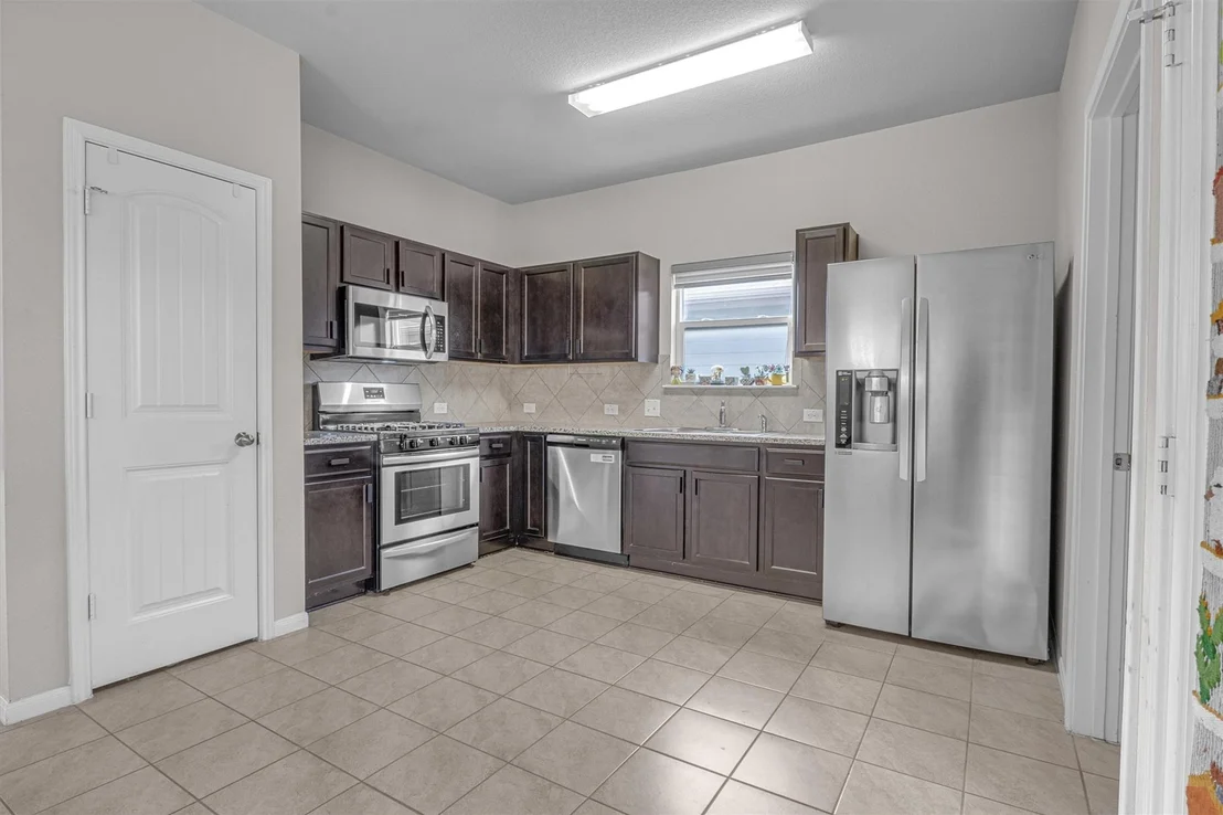 Photo of 10104 Lampton LN