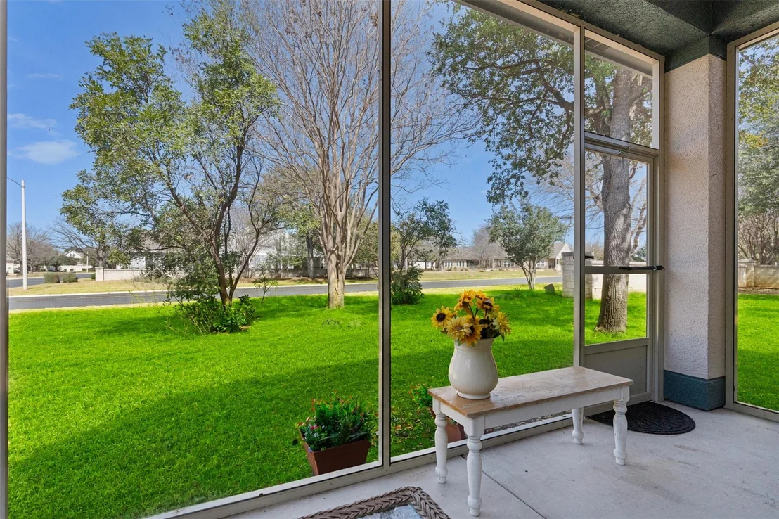 Photo of 225 Winter DR