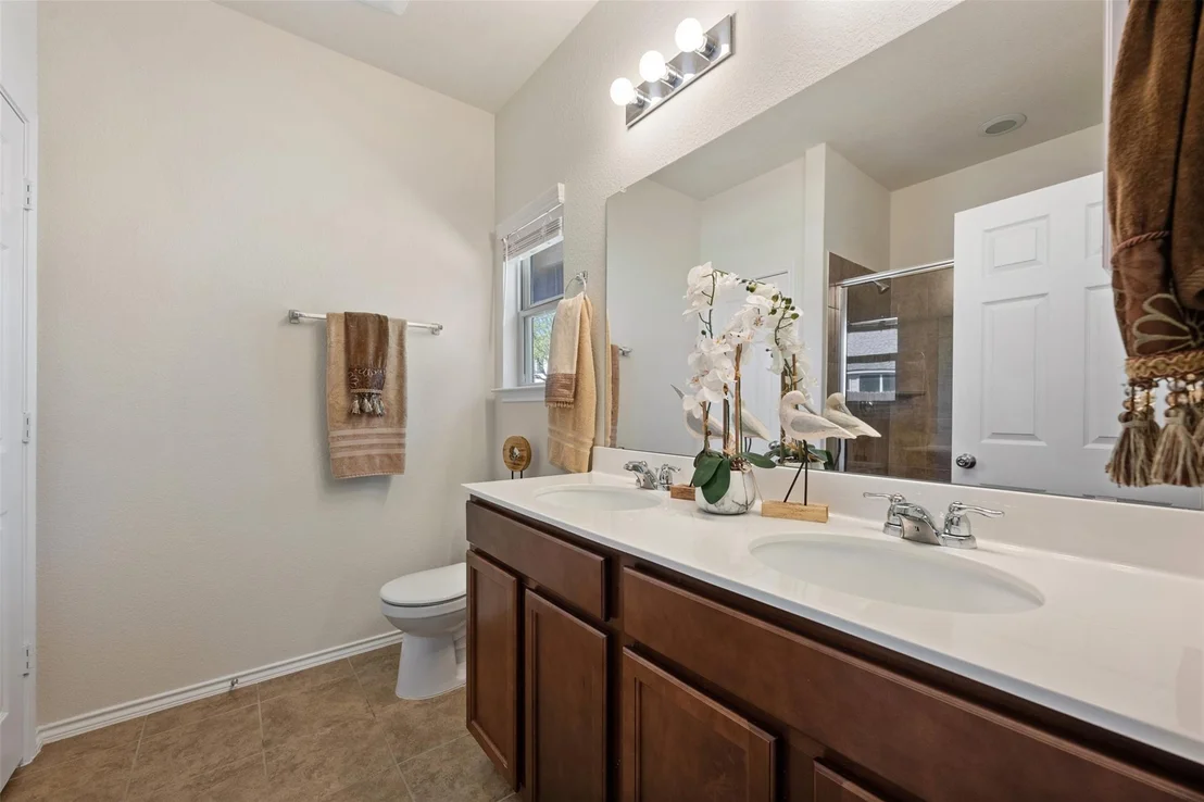 Photo of 1420 Cliffbrake WAY