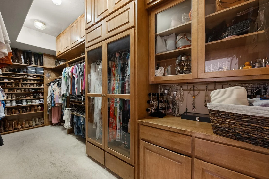 Photo of 407 HURST CREEK RD