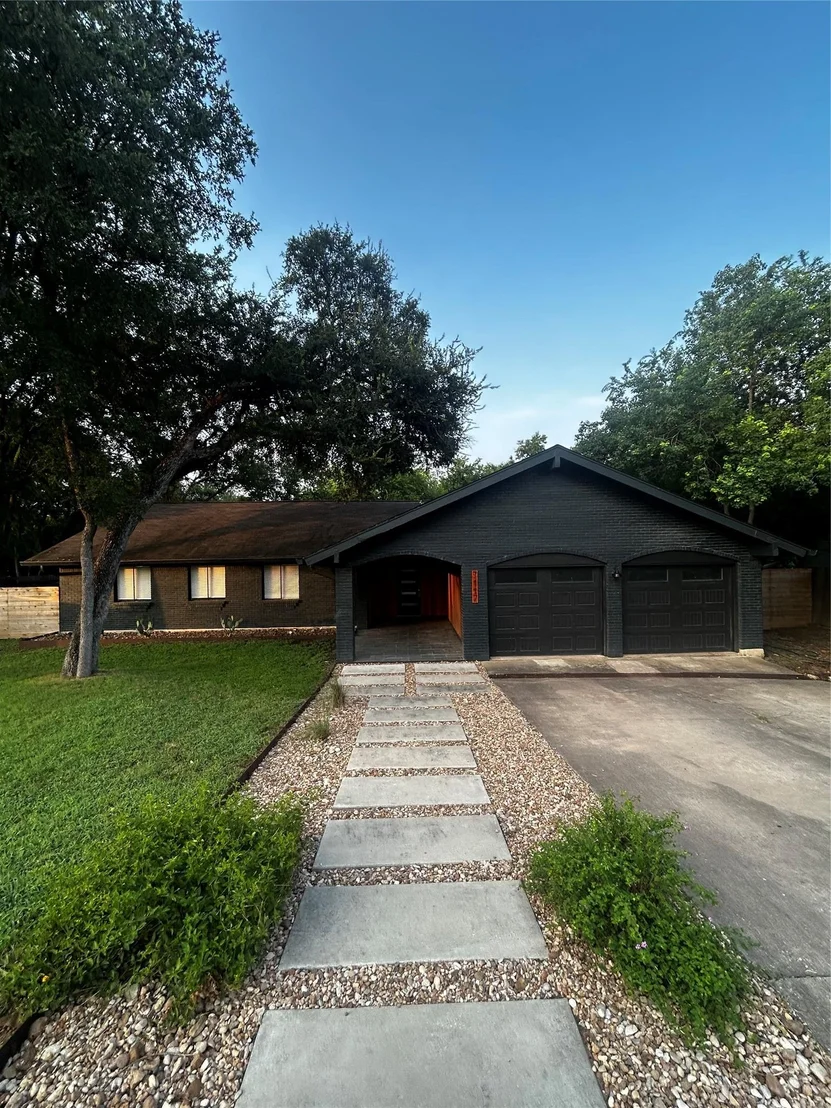 Photo of 7117 Scenic Brook DR