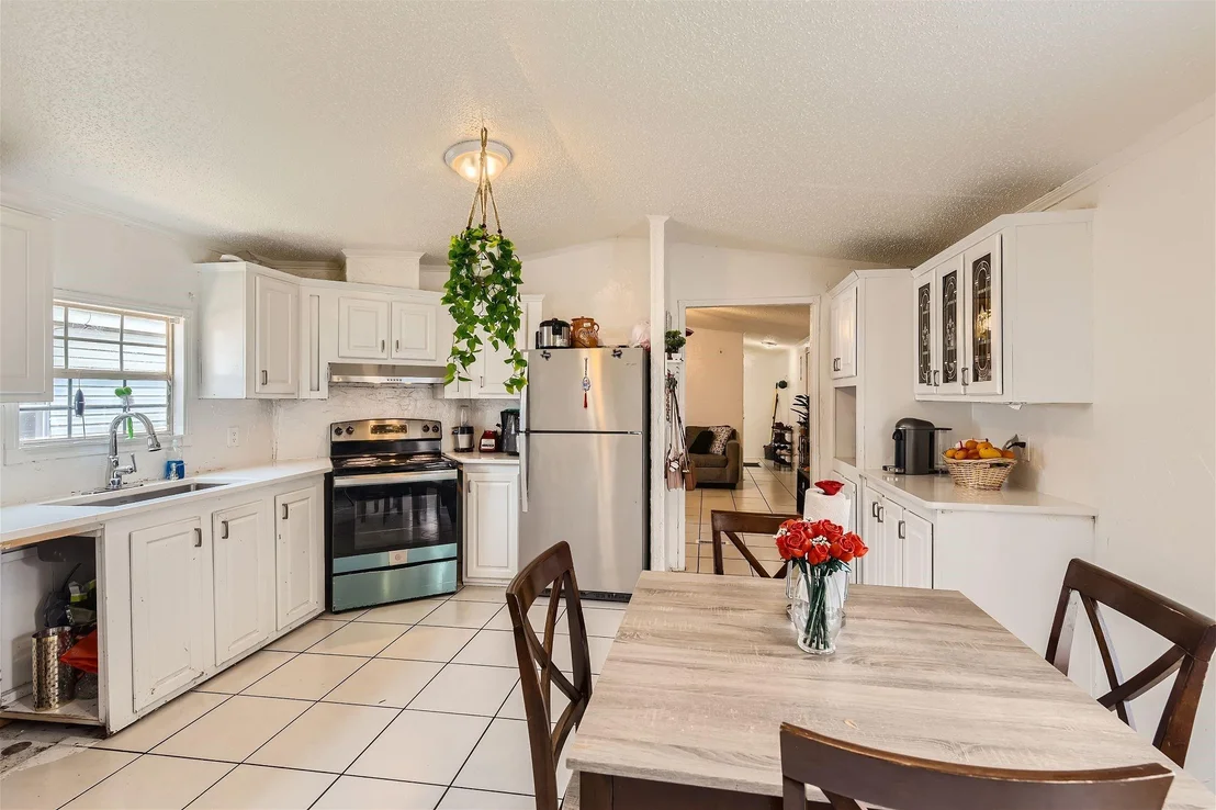 Photo of 7621 NORTHVIEW LN