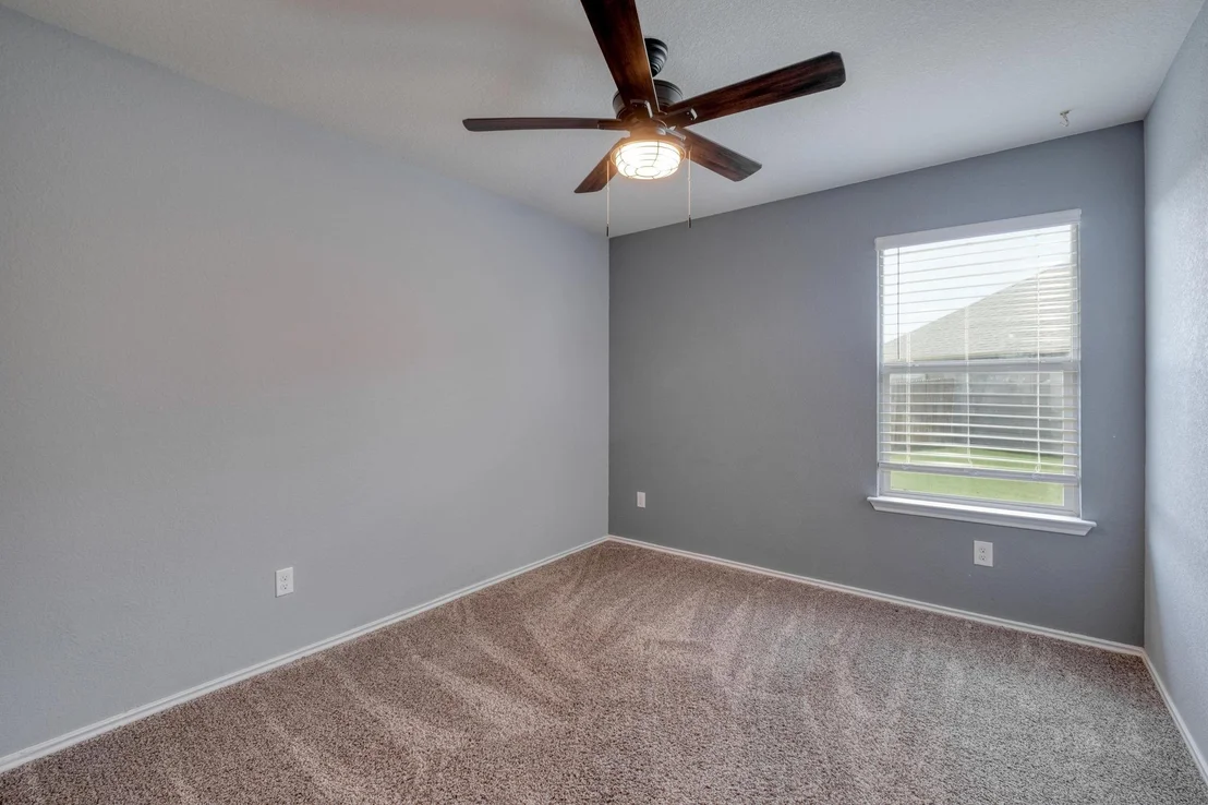 Photo of 125 Lillian DR
