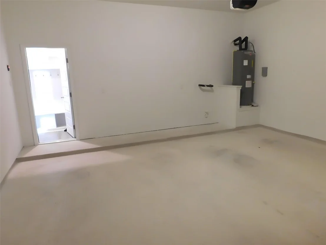 Photo of 2121 WOODED RUN TRL