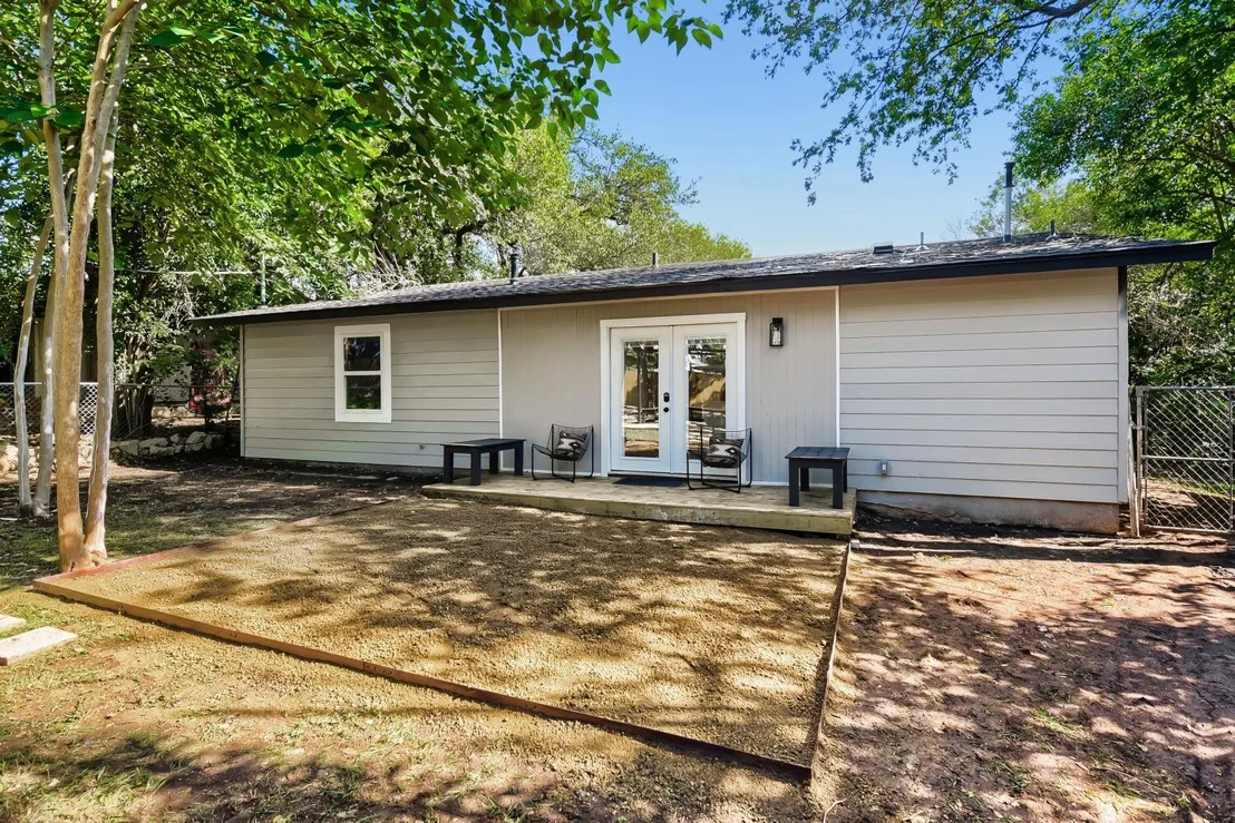 Photo of 304 Sheraton Ave
