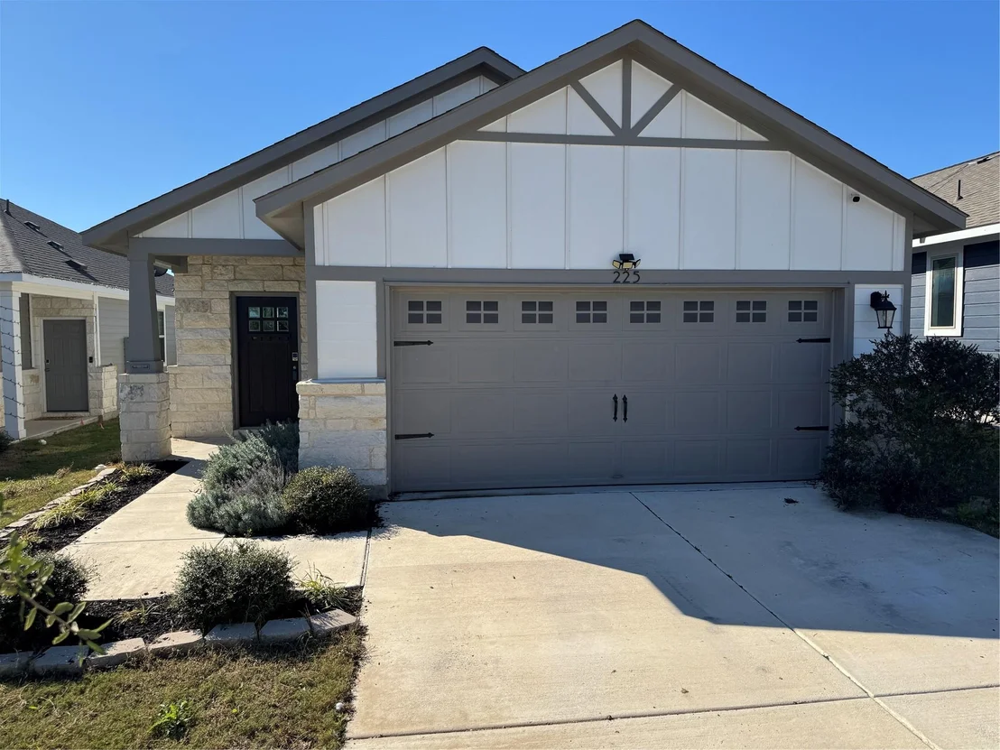 Photo of 225 Unforgiven LN