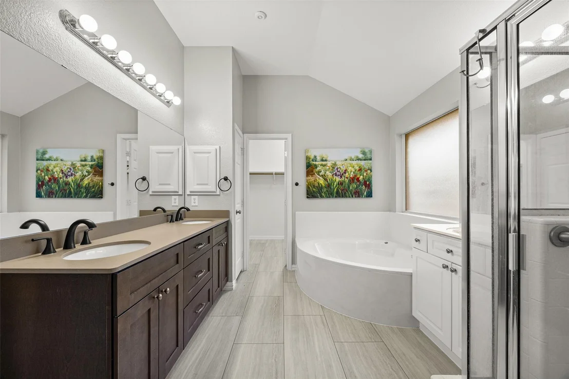 Photo of 13404 Caballero CV