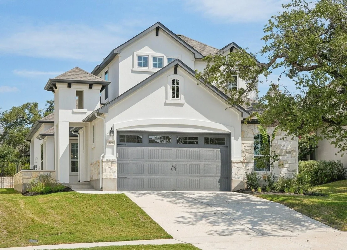 Photo of 205 Fair Oaks DR
