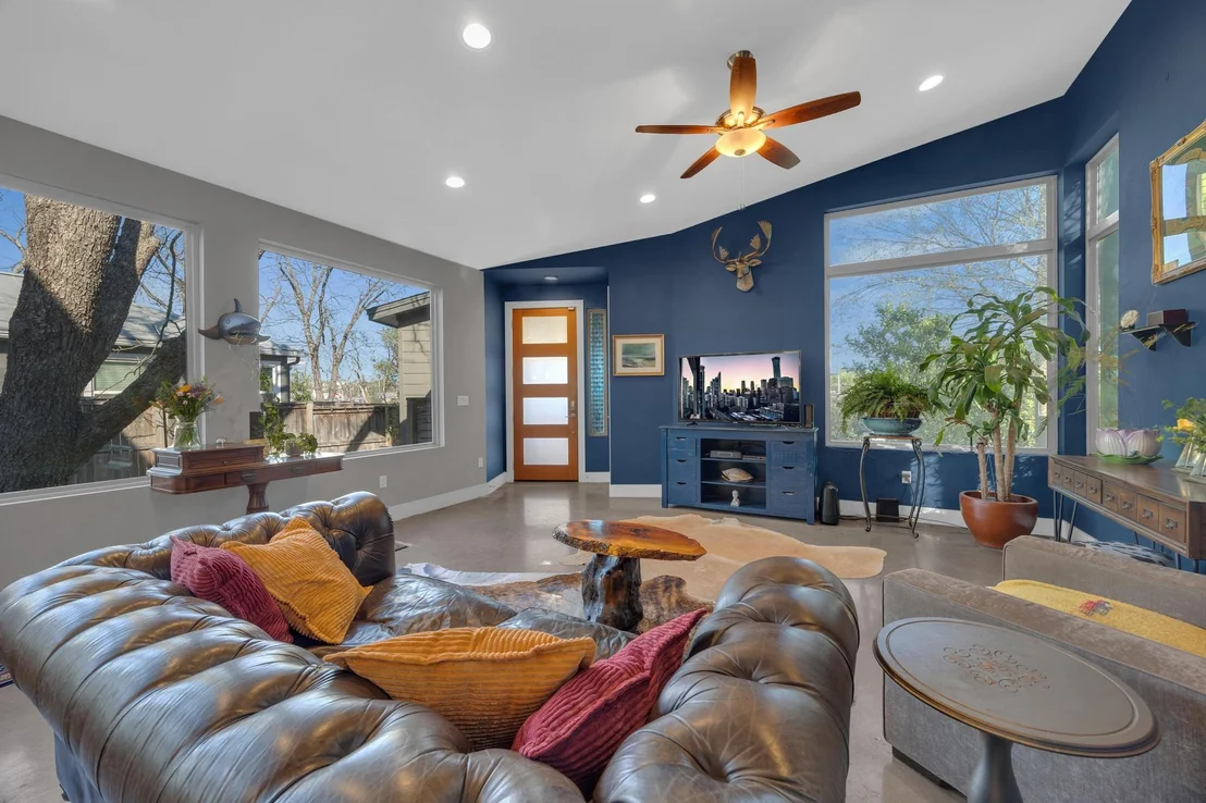 Photo of 4404 Clarkson Ave