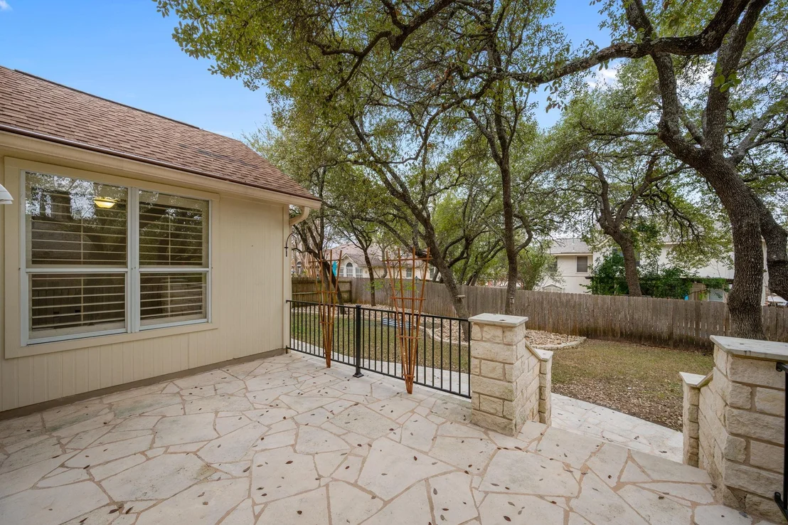 Photo of 1907 Holly Hill DR