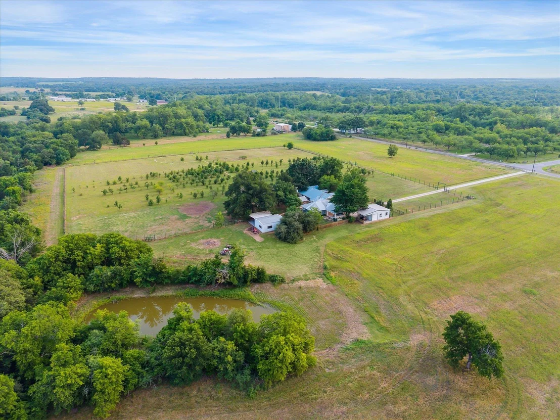 Photo of 4451 County Road 467