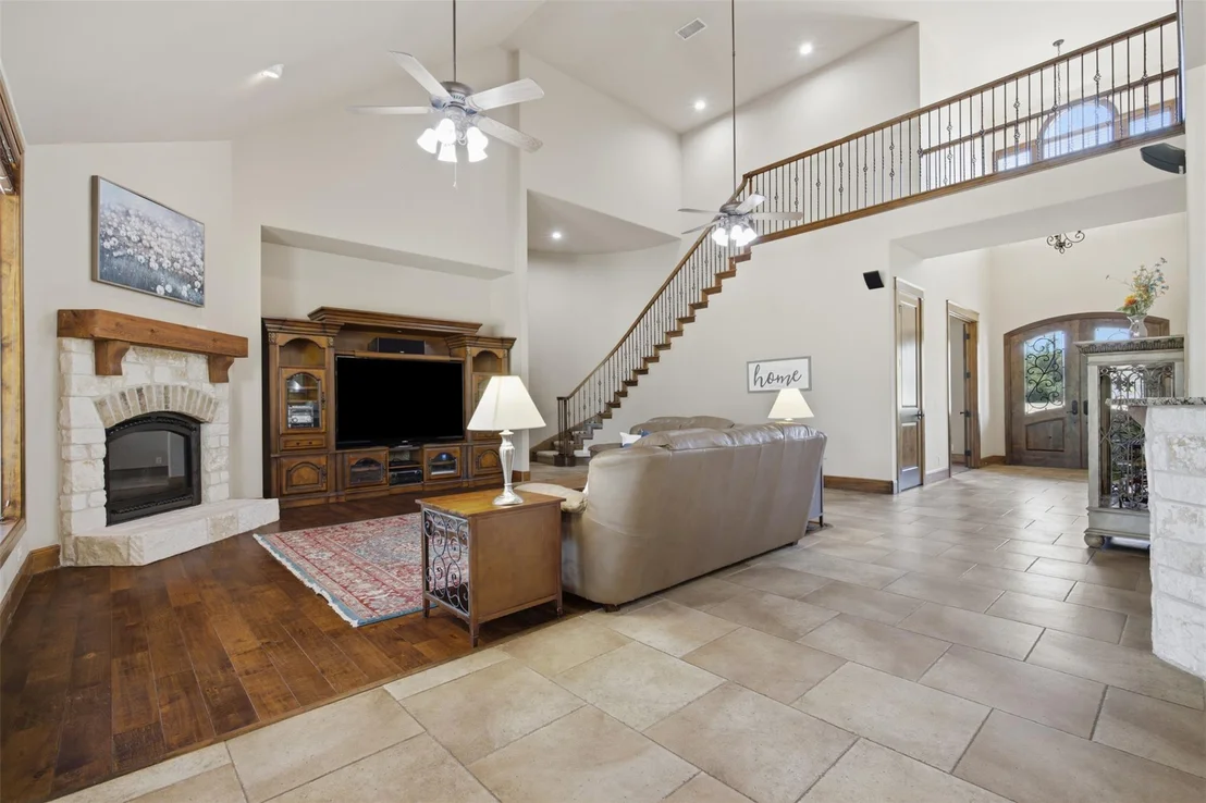 Photo of 438 Patricia RD