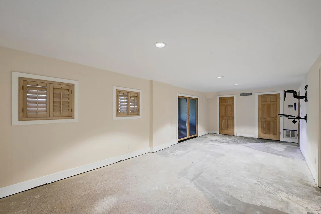 Photo of 2204 Spring Creek DR