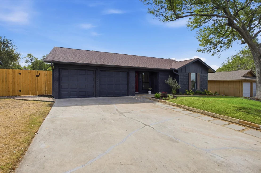 Photo of 5001 Bundyhill DR