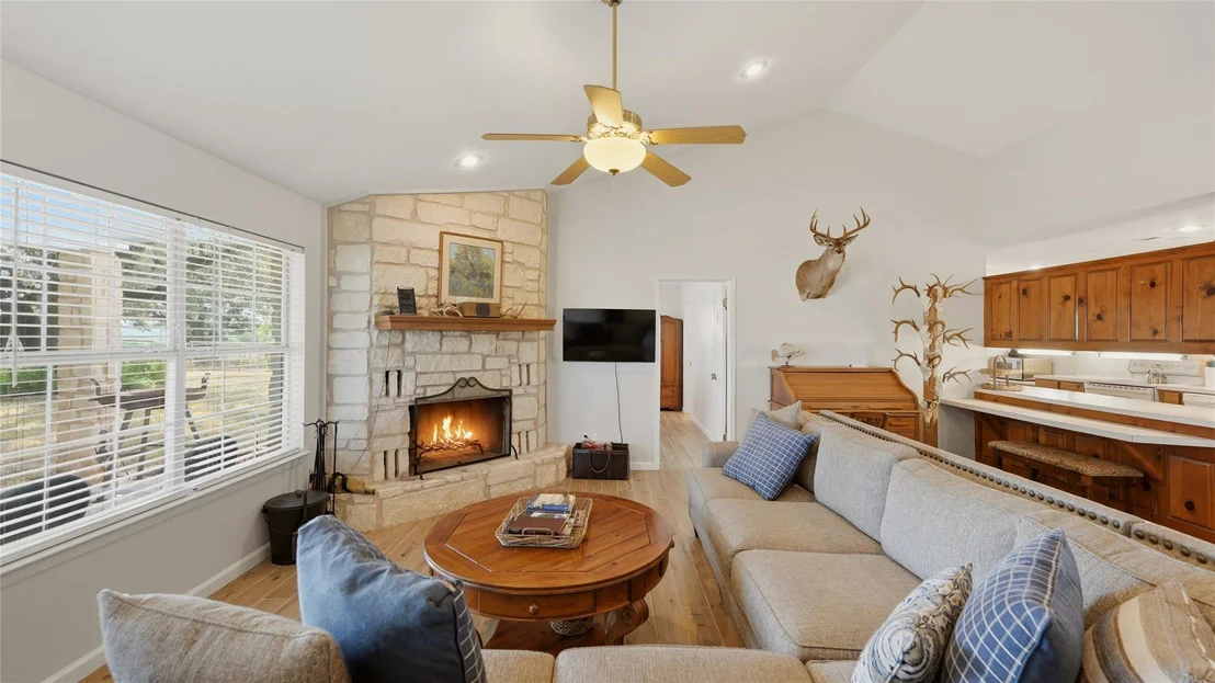 Photo of 2992 County Road 2400