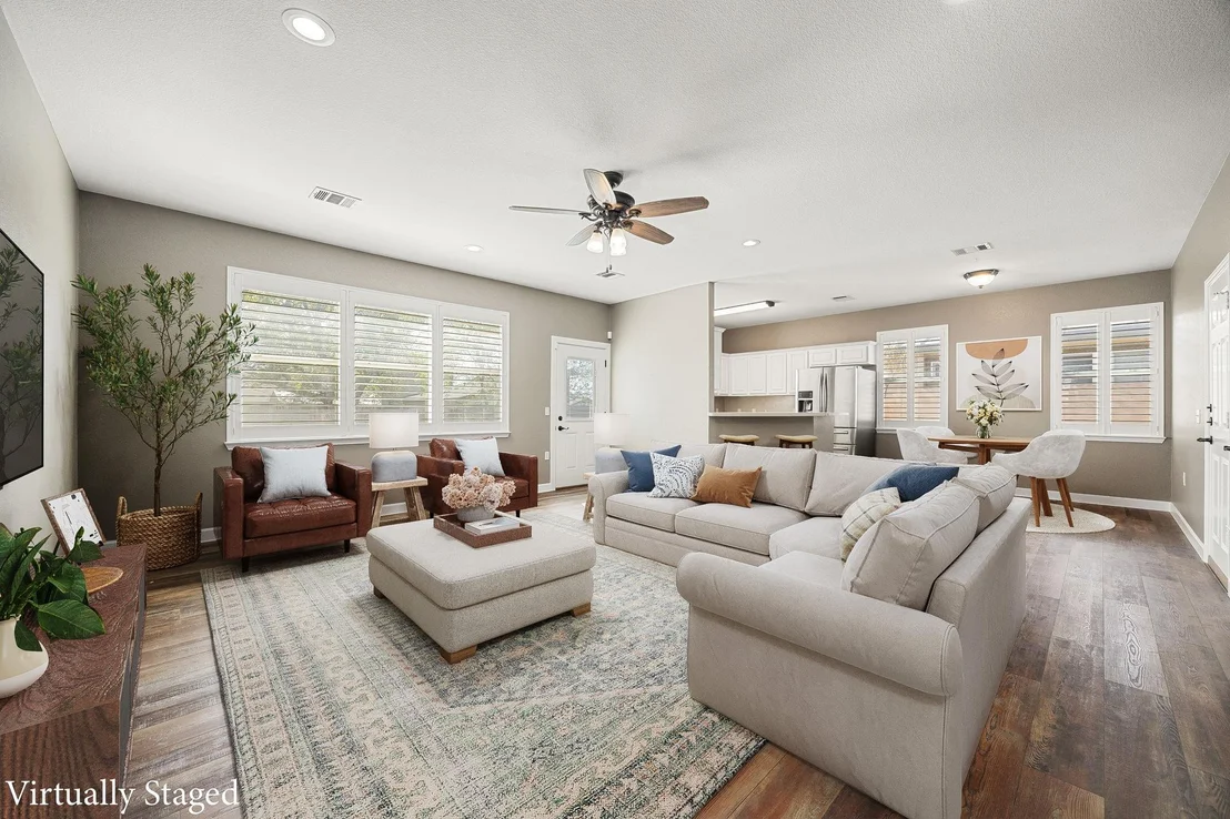 Photo of 4805 Louis Ave