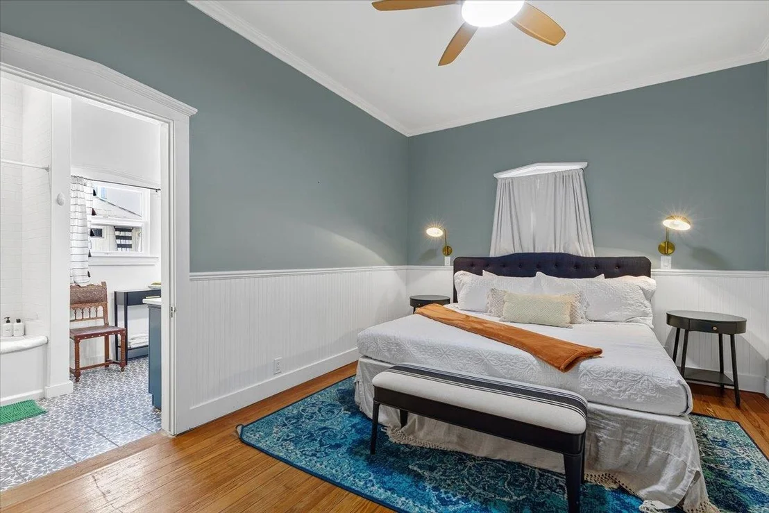 Photo of 234 Loring