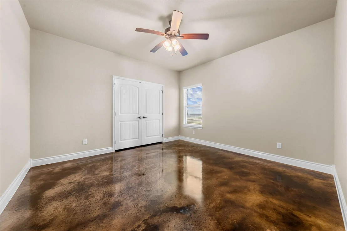 Photo of 107 Overlook TRL