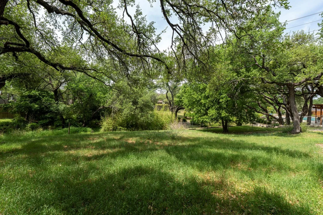 Photo of 8111 Texas Plume RD