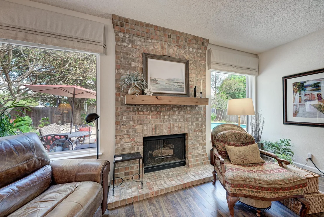 Photo of 404 Cripple Creek RD