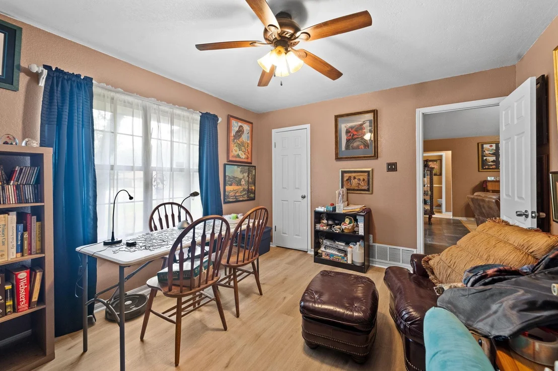 Photo of 1316 Sparrow TRL