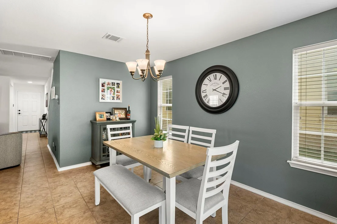 Photo of 1051 Dorn