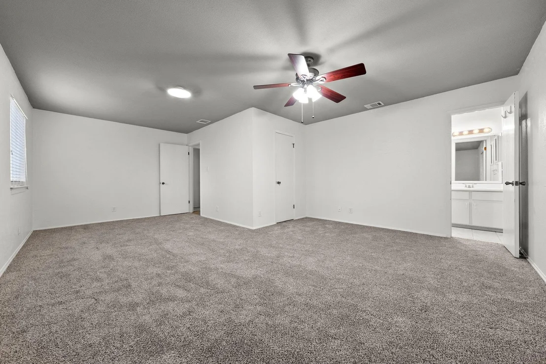 Photo of 4303 Tamarack TRL