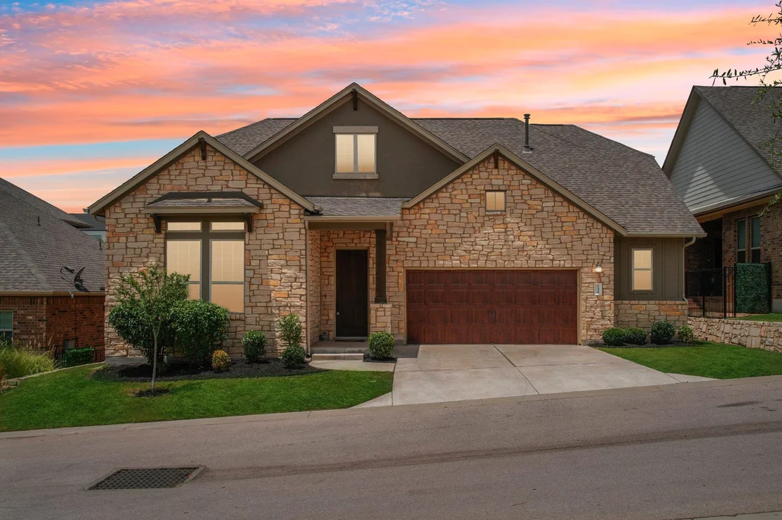 Photo of 134 Summer Square DR