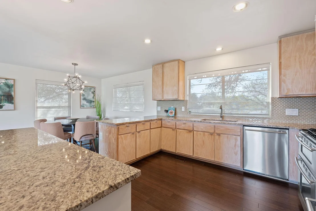 Photo of 1407 Lost Creek BLVD