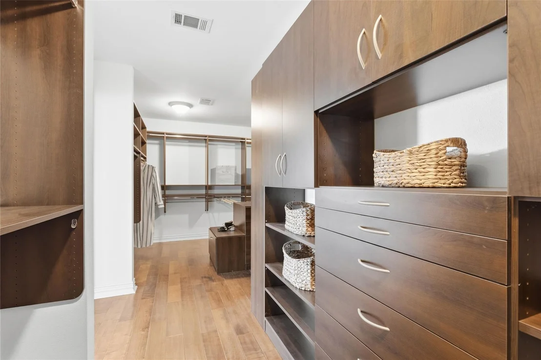 Photo of 6810 Jester BLVD