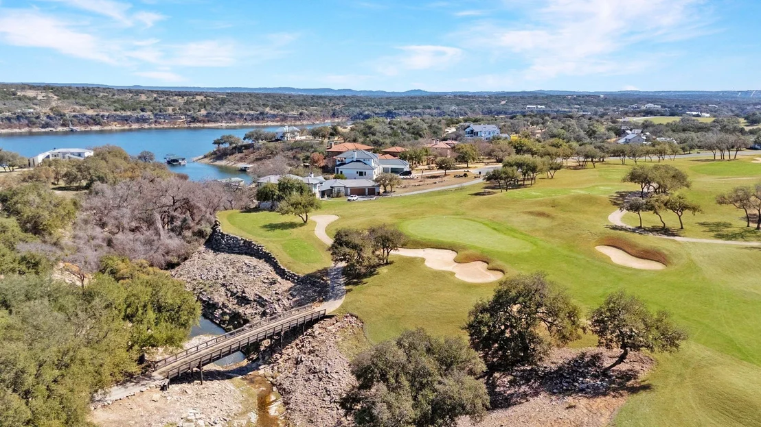 Photo of 2401 KAHALA SUNSET DR